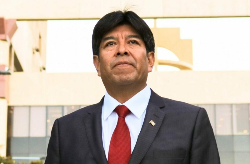  Senador por Antofagasta Esteban Velásquez: “Parece que a sectores del Gobierno les incomodan los proyectos que combaten la corrupción”