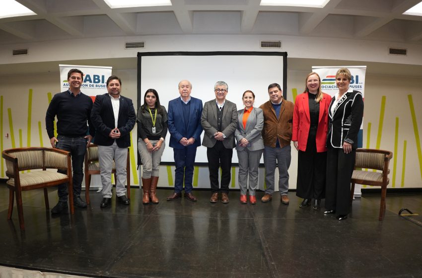  Nuevos desafíos normativos fueron protagonistas en el exitoso Encuentro Regional del Transporte  de Pasajeros ABI